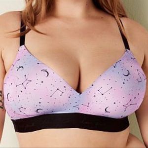 VS Pink Wear Everywhere Wireless Push Up Bra